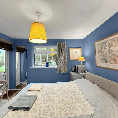 Private One-bedroom Annexe - Free Parking & Wi-fi 해러게이트