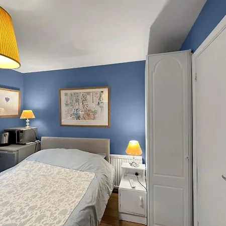 Private One-bedroom Annexe - Free Parking & Wi-fi * 해러게이트